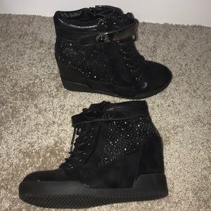 $8 sale plus 25% off bundles